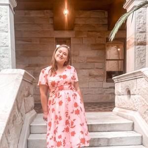 Meet your Posher, Amelia